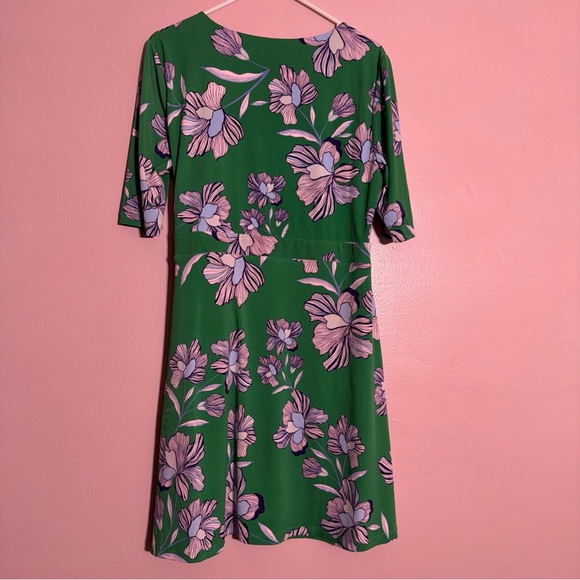 Vince Camuto floral cross dress, green and white, 3/4 sleeve, size 14 - Picture 6 of 8